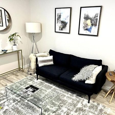 Luxury And Cozy 1 Bed Condo In The Heart Of Провидънс Екстериор снимка