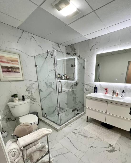 Luxury And Cozy 1 Bed Condo In The Heart Of Провидънс Екстериор снимка