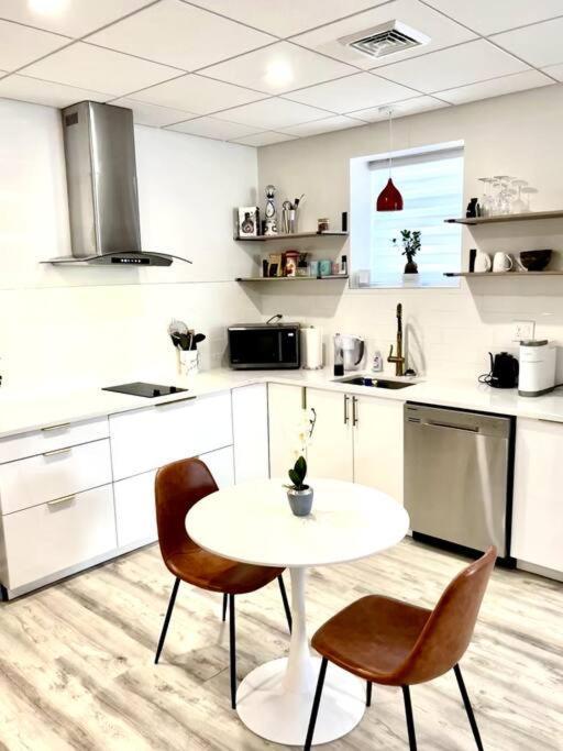 Luxury And Cozy 1 Bed Condo In The Heart Of Провидънс Екстериор снимка